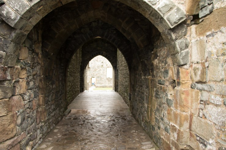 The main entrance with it's portcullis channels, gates and murder holes. It would be suicide to attack the gate house directly.