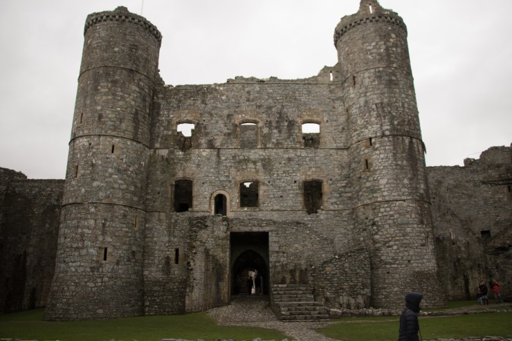 The main gatehouse from the centre of the castle
