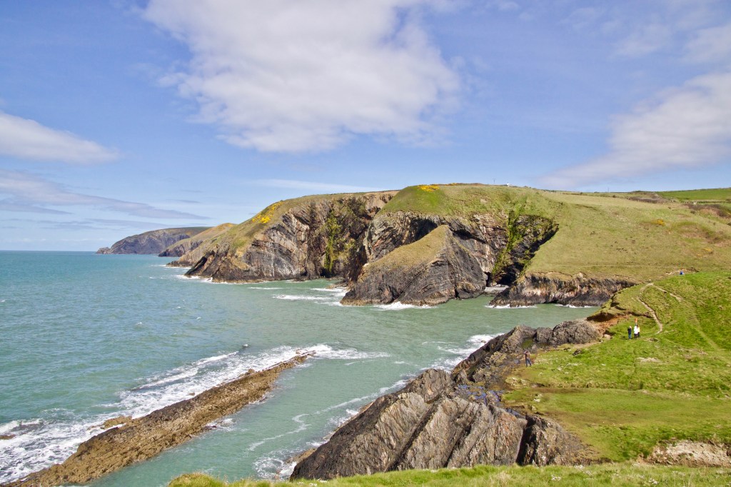 Confusing Geology – Sand and&nbsp;Cliffs