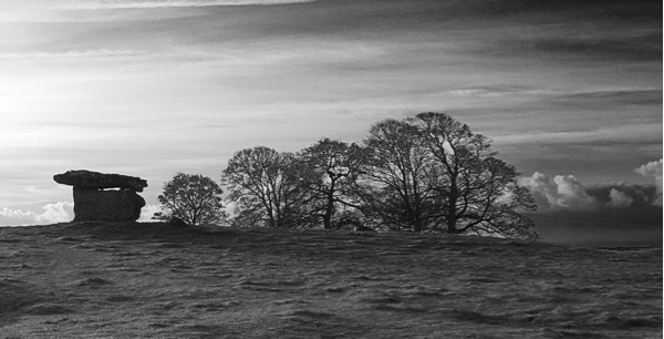 St Lythan's Burial Chamber 091217